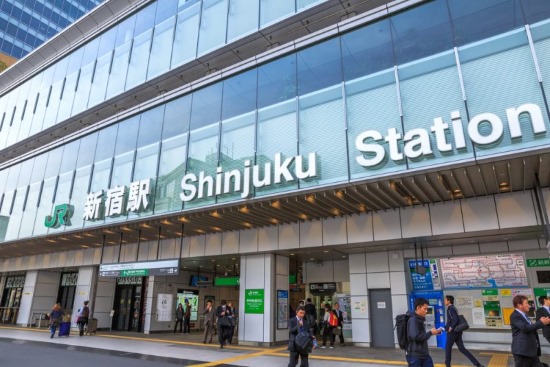 shinjuku station japan